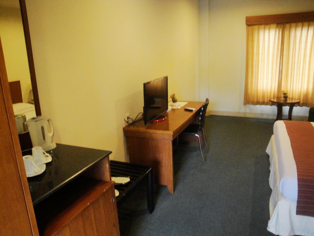 Imperial Hotel Kendari 部屋 写真