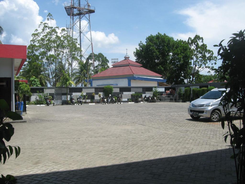 Imperial Hotel Kendari エクステリア 写真